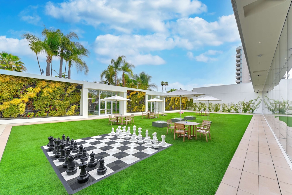 The Beverly Hilton - photo 102