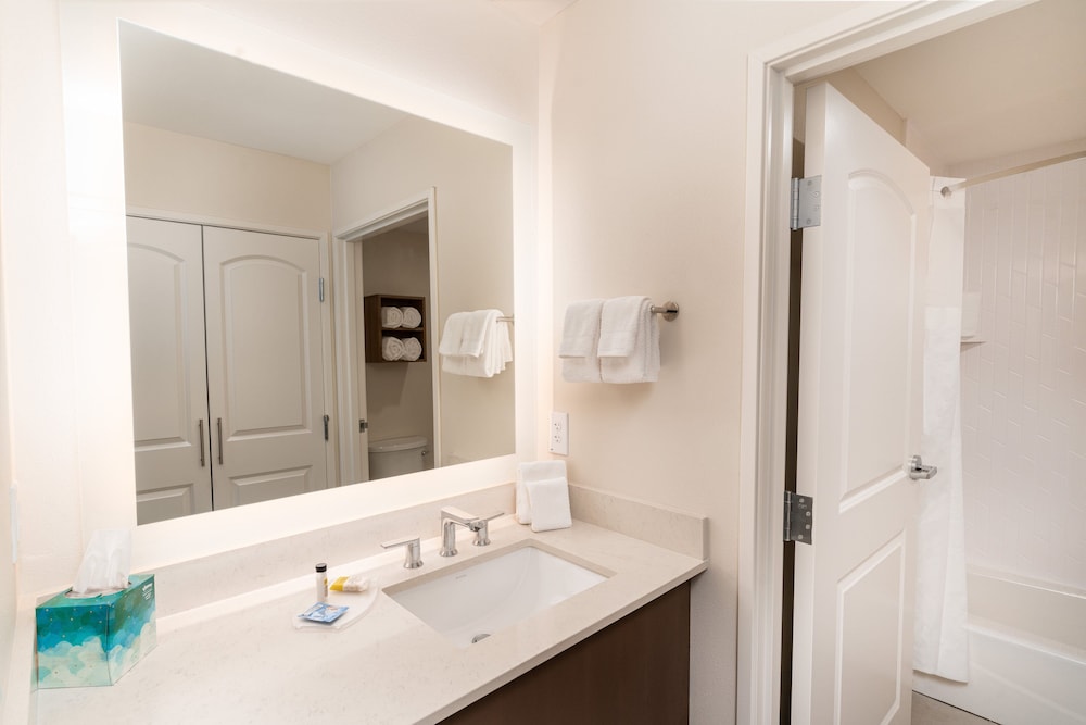Staybridge Suites Nashville Vanderbilt Area by IHG - photo 41