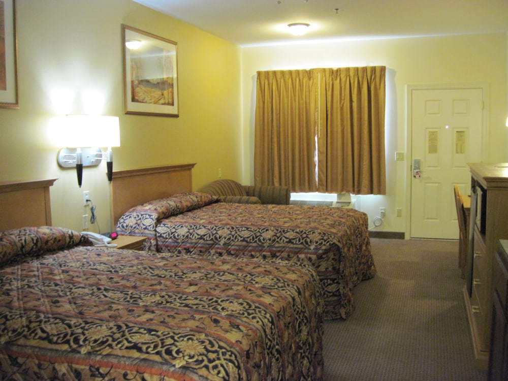 Texas Inn Weslaco - photo 7