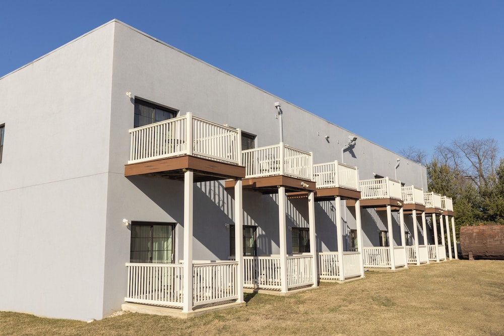 Brinton Suites - photo 73