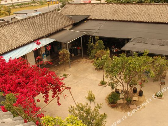 Huashigou Inn - carbon neutral hotel in Dali