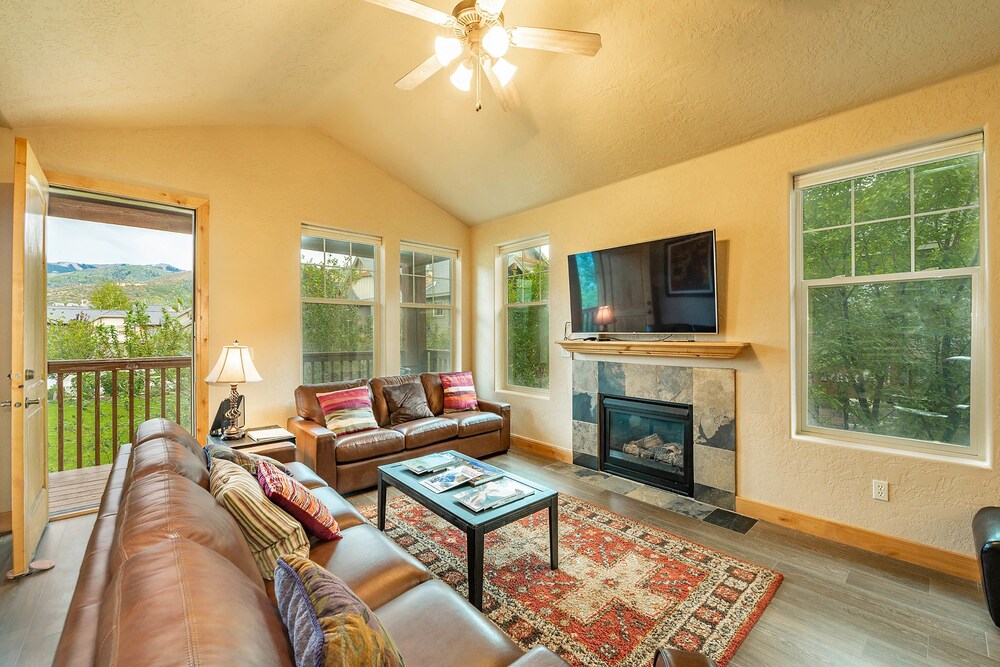 Fox Point at Redstone by All Seasons Resort Lodging - photo 18