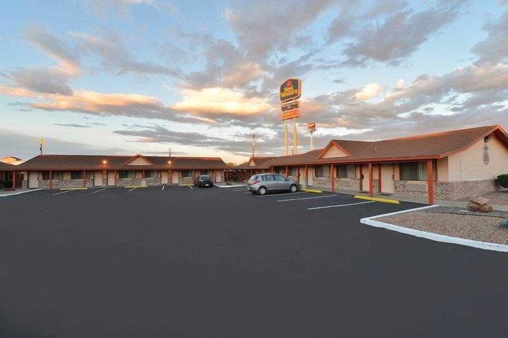 Best Western Western Skies Inn - photo 15