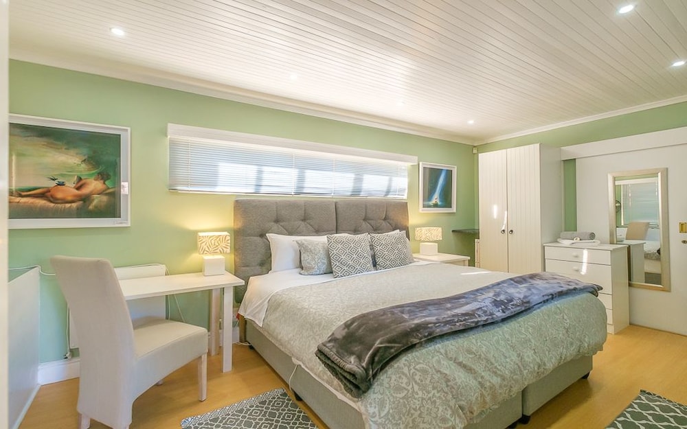 Inn Style — 4-Star Luxury Hotel in Cape Town, South Africa
