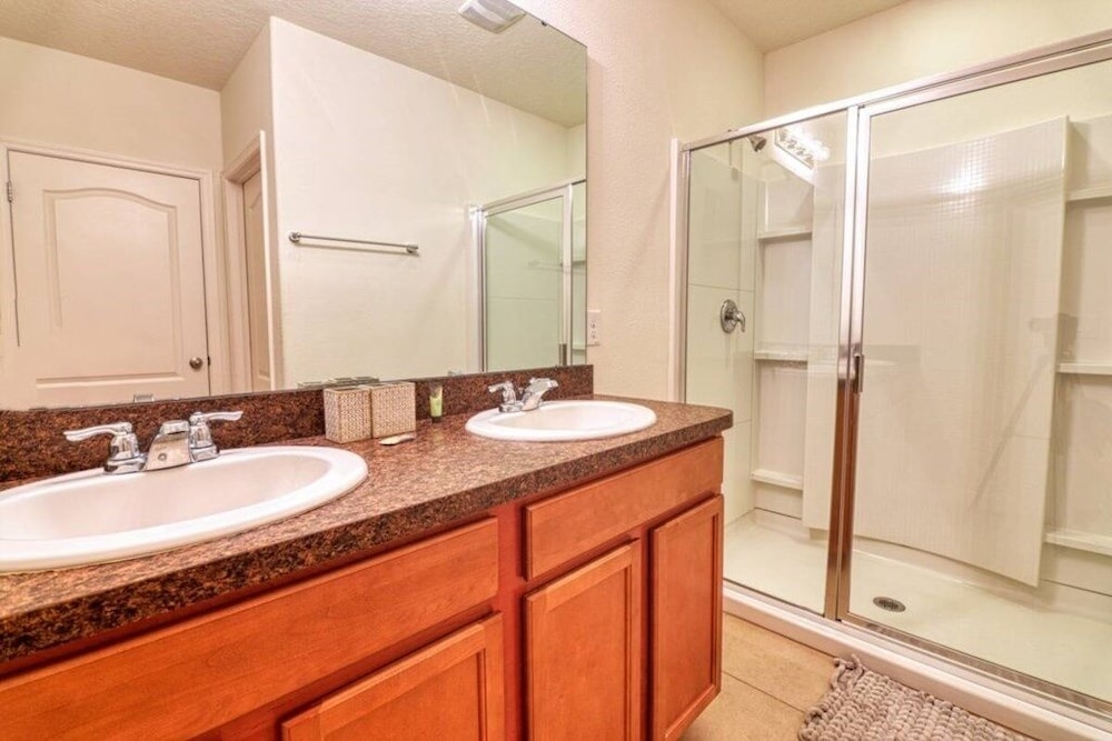 Amazing 4br Resort Townhome W Splash Pool 4686td 4 Bedroom Villa by RedAwning - photo 17