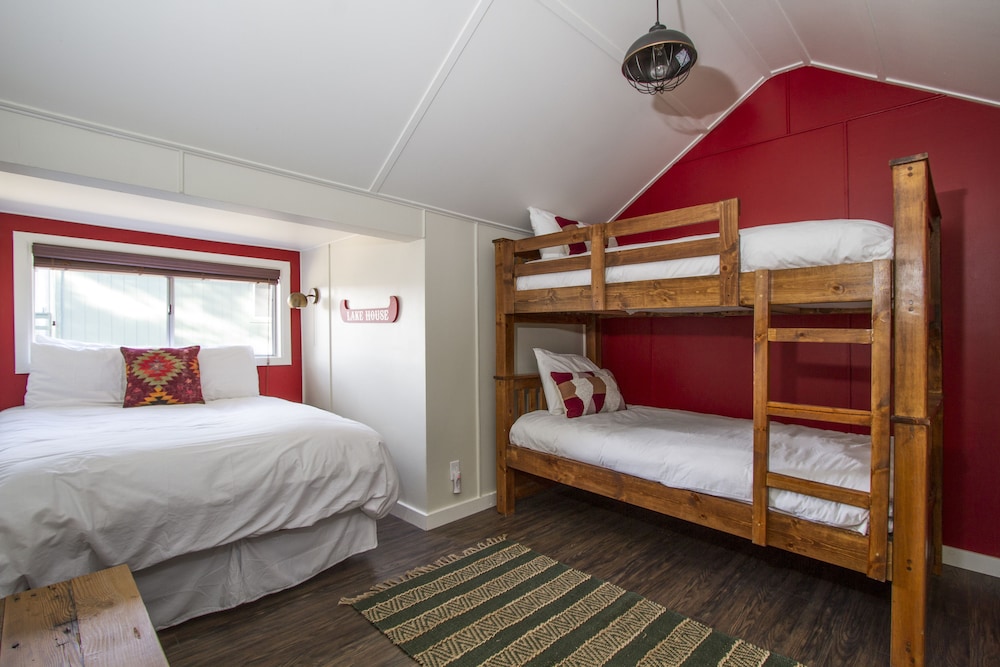 Noon Lodge at Mallard Bay - photo 18