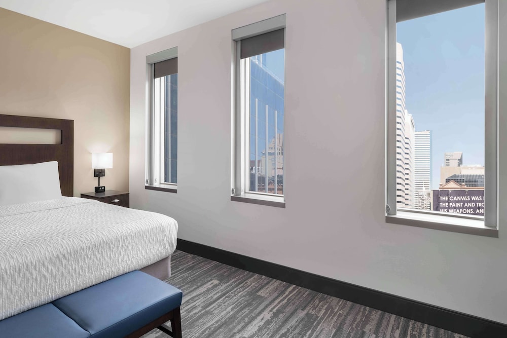 Hampton Inn & Suites Denver Downtown Convention Center - photo 54