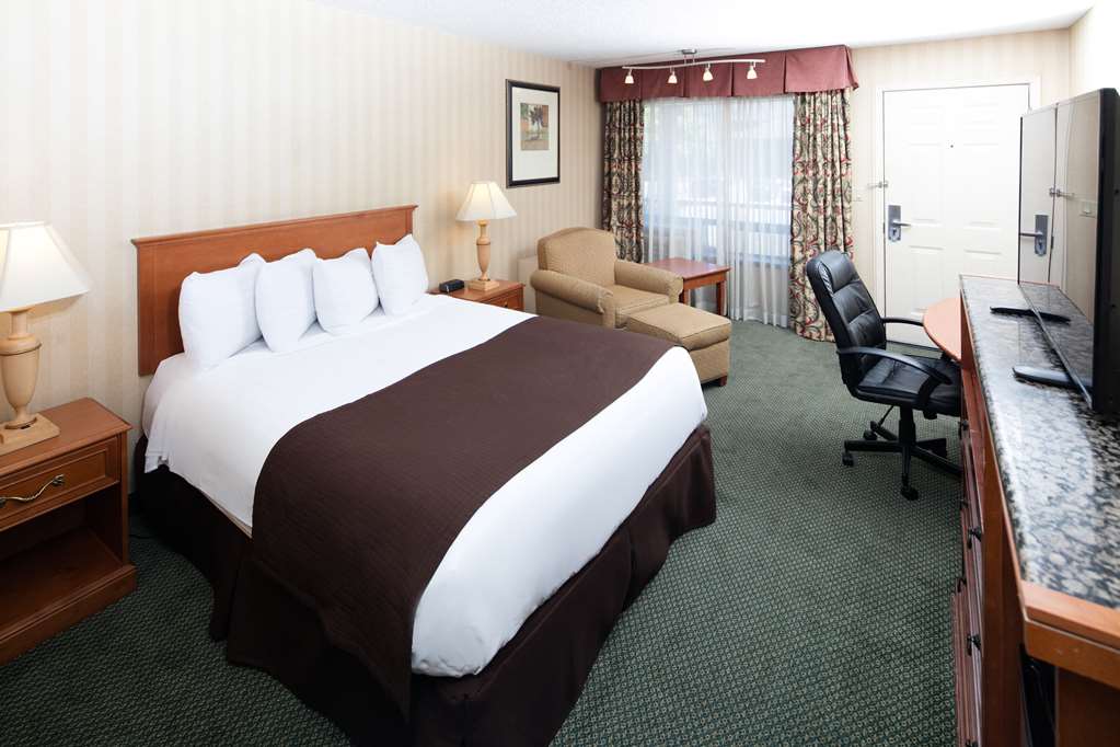 Red Lion Inn & Suites Missoula - photo 12
