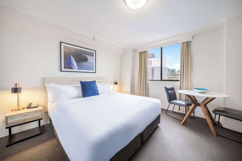 Oaks On Castlereagh Sydney Central — 4-Star Luxury Hotel in Haymarket, Australia