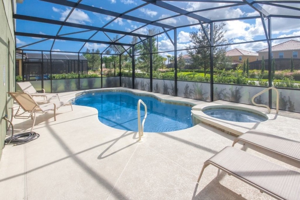 Ip60500 Solterra Resort 6 Bed 4 Baths Villa - photo 18
