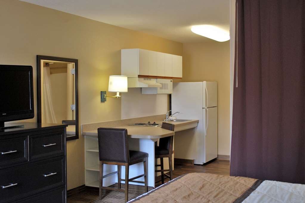 Extended Stay America Cleveland Beachwood Orange Place N - photo 9