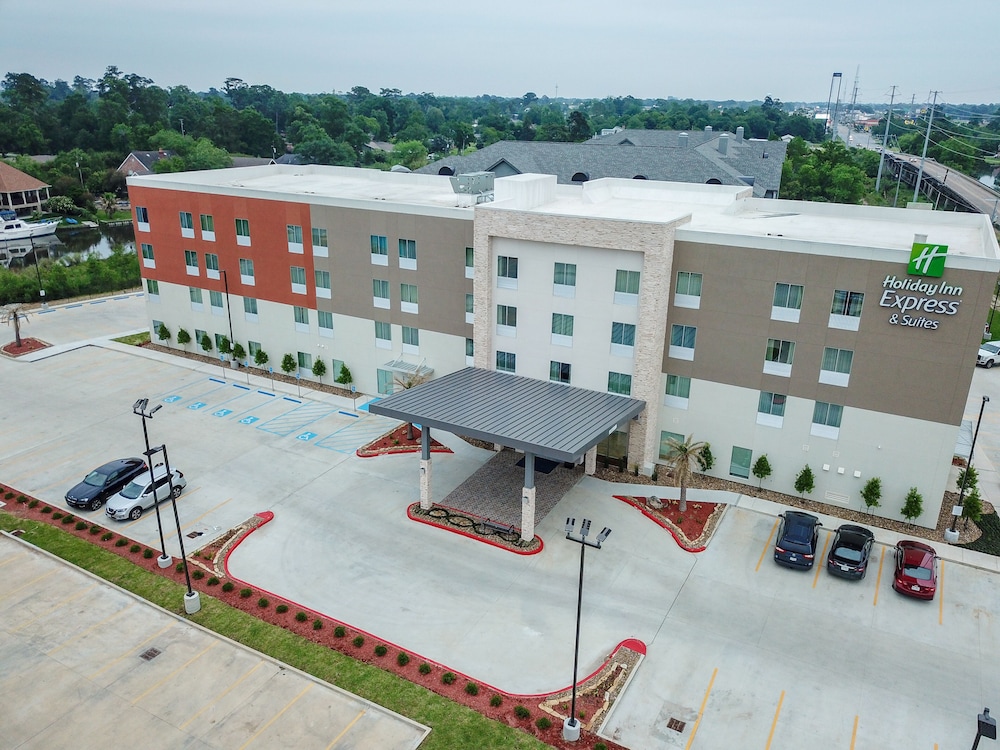 Holiday Inn Express & Suites Lake Charles South Casino Area by IHG - photo 108