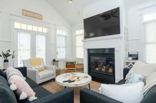 Moore Shore Time by Bryant Real Estate in Wrightsville Beach, United States