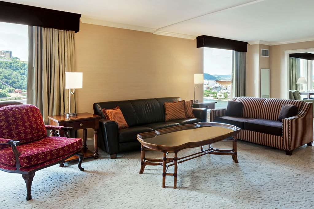 Wyndham Grand Pittsburgh Downtown - photo 17