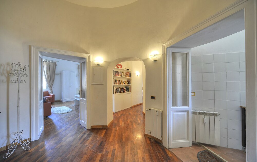Rome Luxury House The House — 5-Star Luxury Hotel in Rome, Italy
