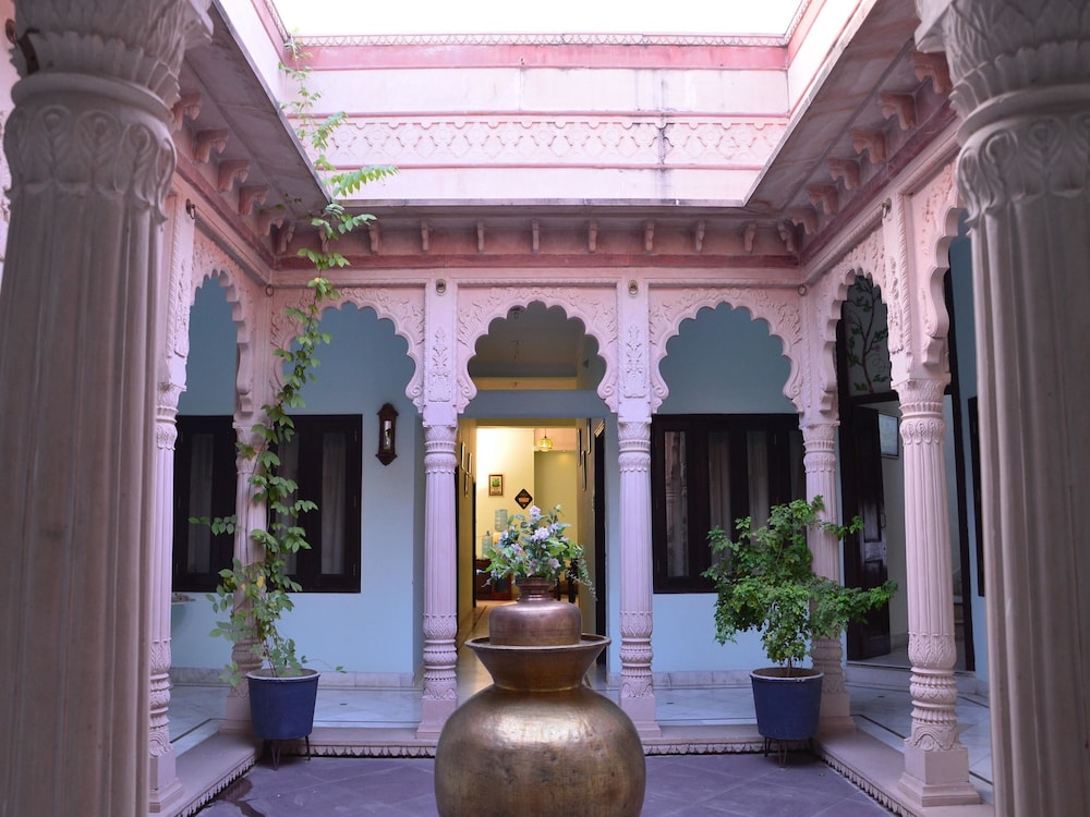 OYO Premium Civil Lines Kota - last minute hotel in Kota