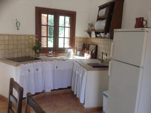 Casa rural La Encantadora — 4-Star Luxury Hotel in Vallehermosa, Spain