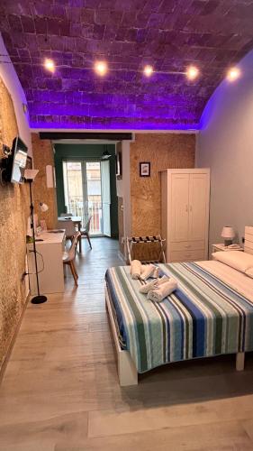 La casa sulle mura di Tropea vista mare — 4-Star Luxury Hotel in Tropea, Italy