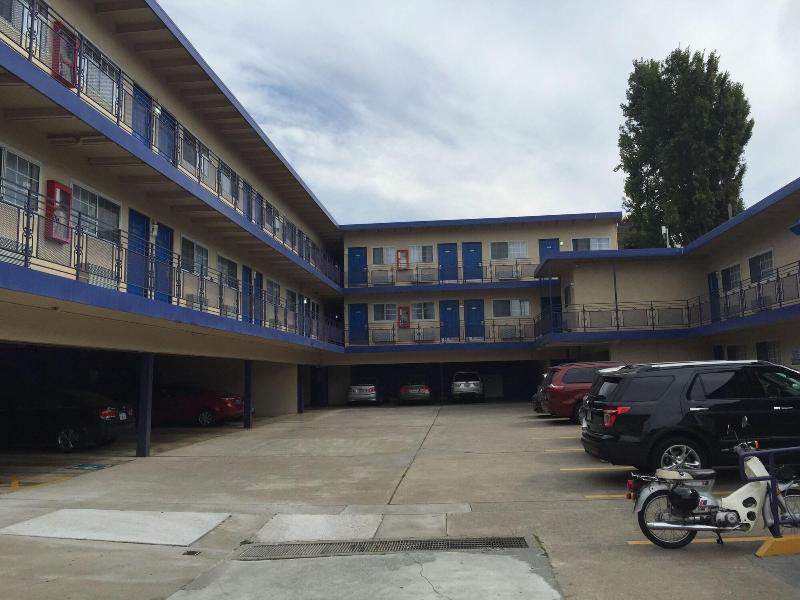 Surf Motel - photo 6