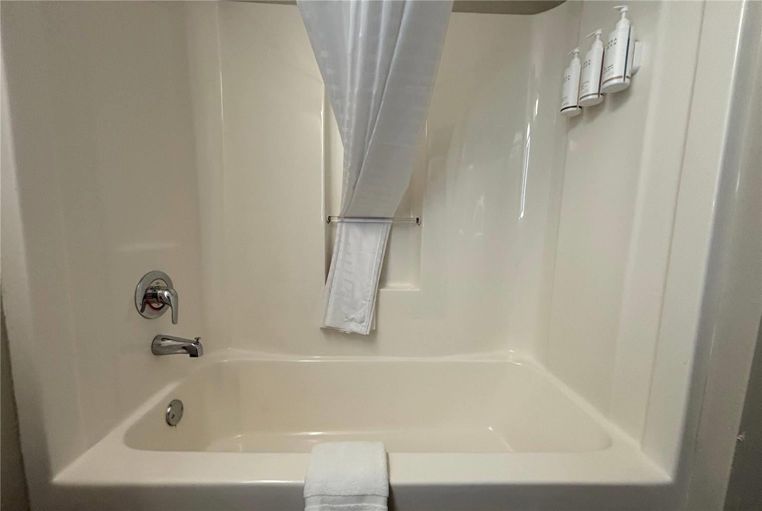 Microtel Inn & Suites by Wyndham Springfield - photo 18