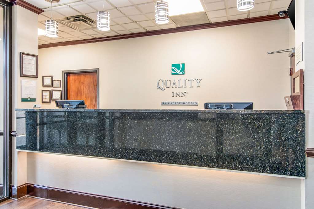 Quality Inn Suwanee I 85 - photo 9