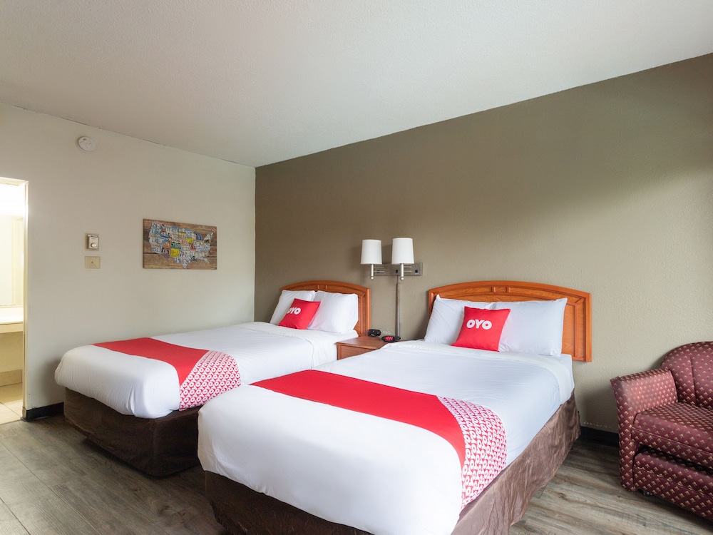 OYO Hotel Sumter SC Downtown - photo 10