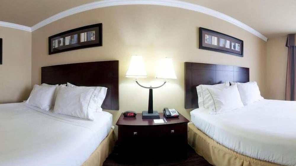 Holiday Inn Express Hotel & Suites Natchitoches by IHG - photo 7