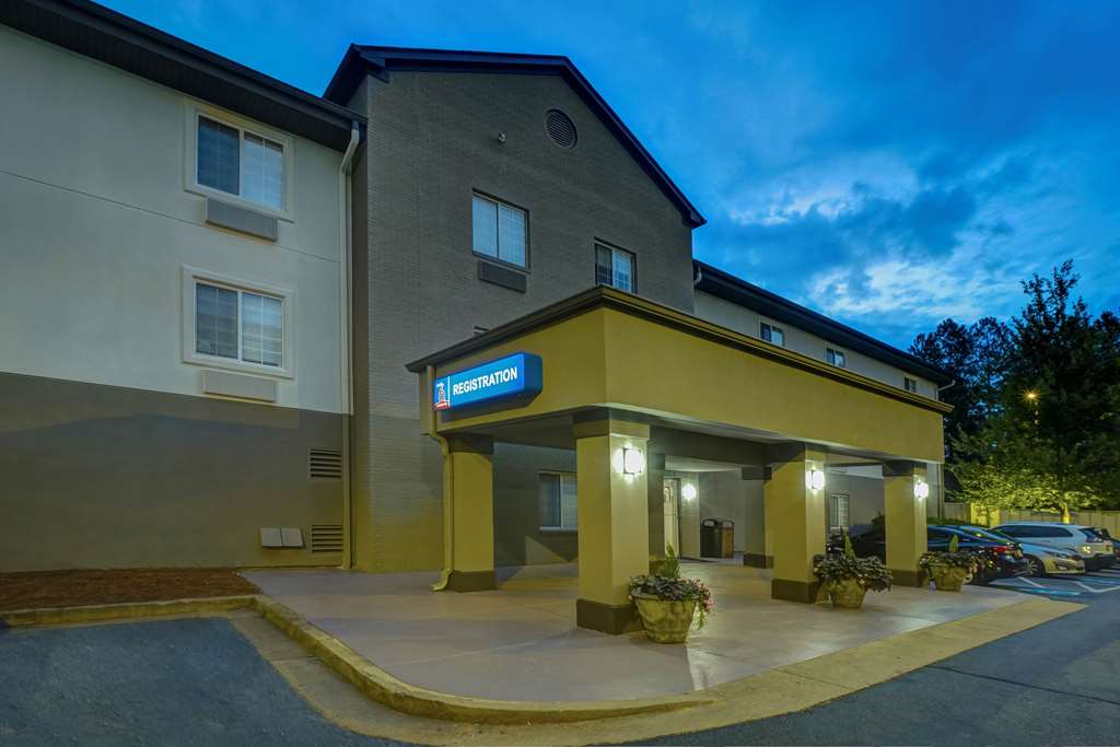 Studio 6 Duluth GA Near Gas South District - photo 4