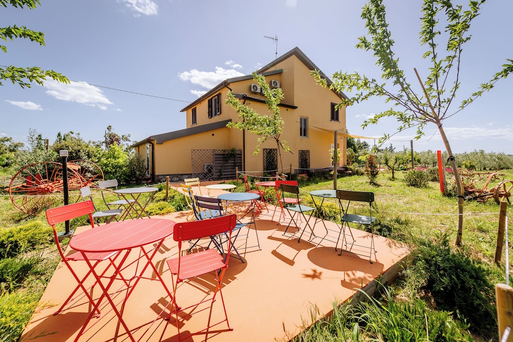 Villa Podere 109 BioWine — 4-Star Luxury Hotel in Grosseto, Italy