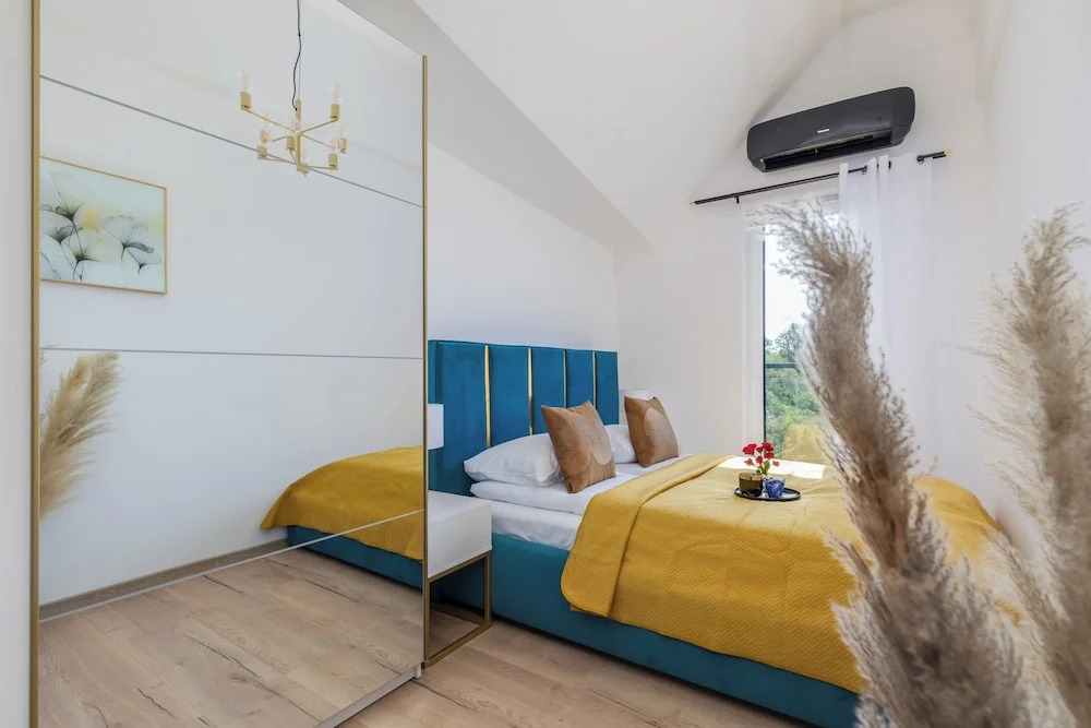 Exclusive Apartment Różana with AC & Balcony View 1 km to the Beach by Noclegi Renters — 4-Star Luxury Hotel in Ustronie Morskie, Poland