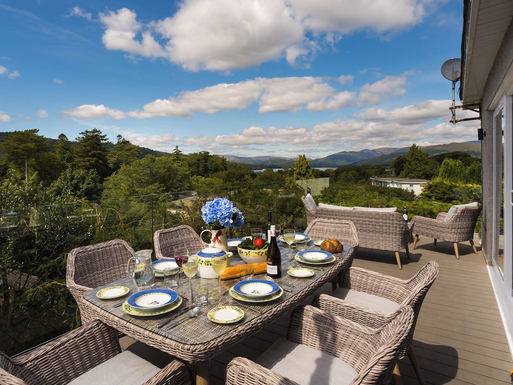 Mere View - carbon neutral hotel in Windermere