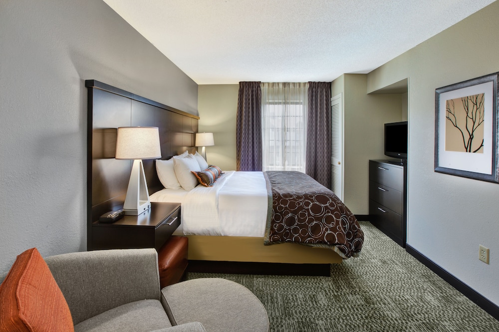 Staybridge Suites Louisville East by IHG - photo 13