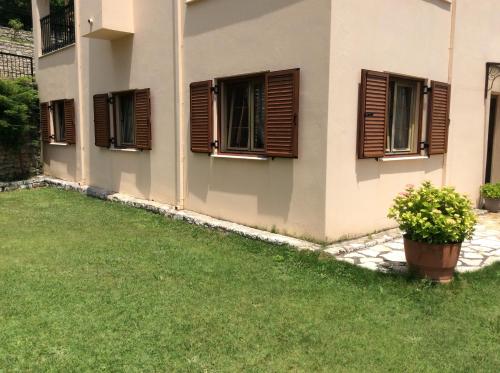 Ey Giann — Karpenisi — photo 3