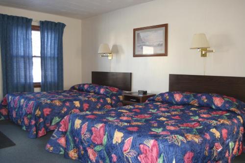 Bluffs Inn - photo 11