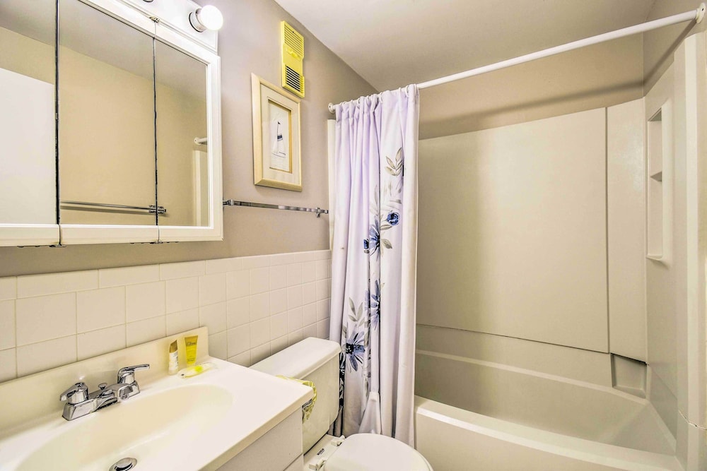 Homey Myrtle Beach Condo w Resort Amenities - photo 12