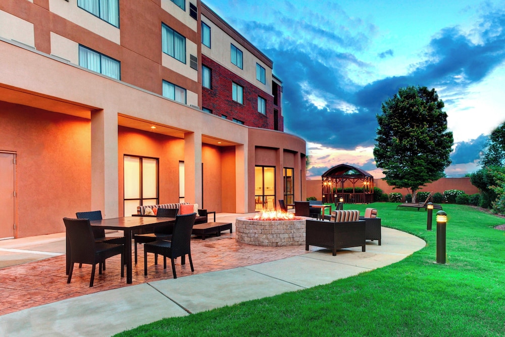 Courtyard by Marriott Anniston Oxford - photo 27