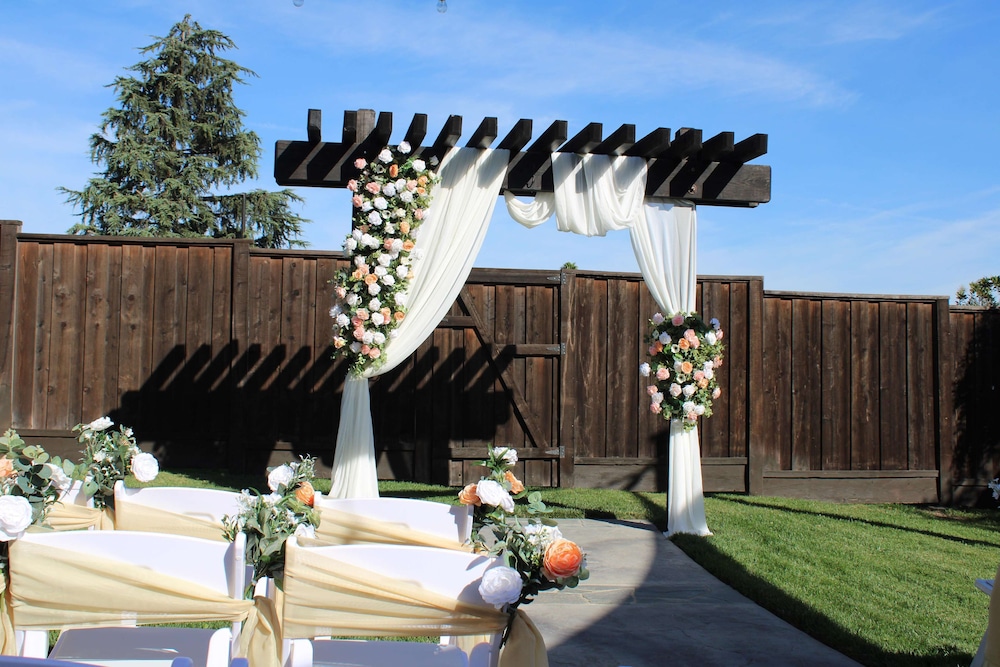 Hilton Sacramento Arden West - photo 27