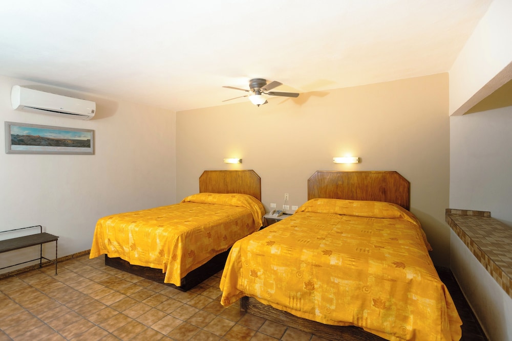 Hotel Suites Kino