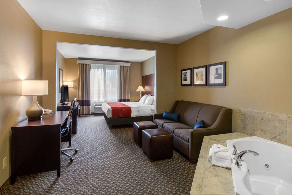Comfort Suites Seaford - photo 12