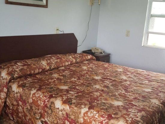 Tamiami Motel - photo 11