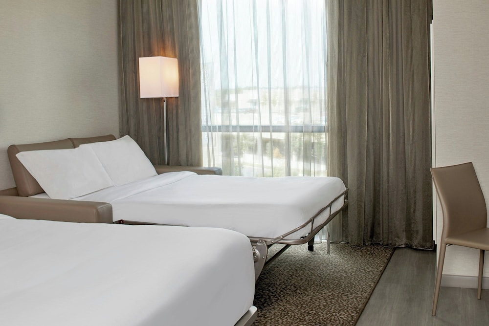 AC Hotel by Marriott Austin Hill Country - photo 15