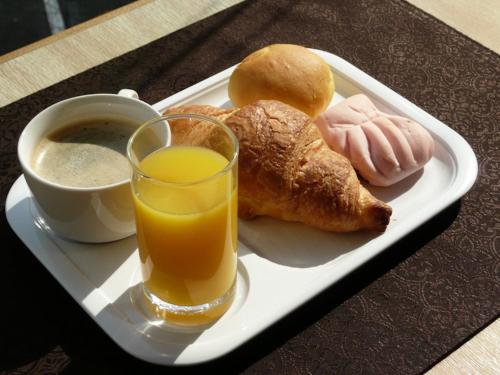 Ochanomizu St. Hills Hotel