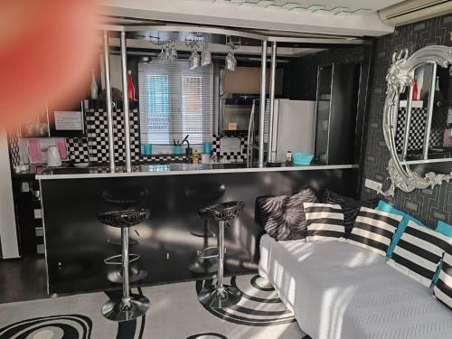 Comfortable Apartment In The Old Tbilisi