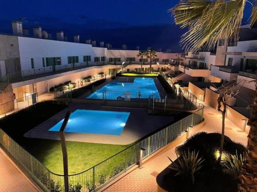 MagnA fico apartamento nuevo en 1A lA nea de playa — 4-Star Luxury Hotel in Mojacar, Spain