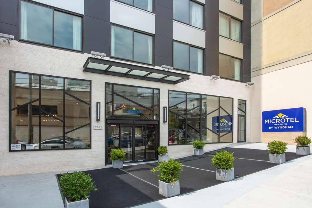 Microtel Inn by Wyndham Long Island City - photo 6