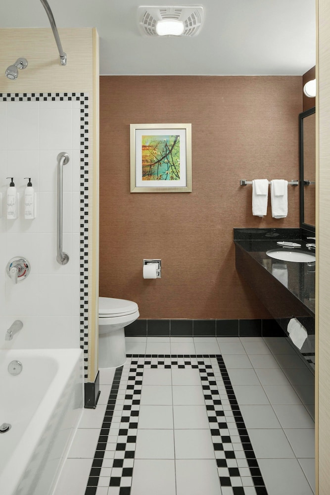 Fairfield Inn & Suites by Marriott Carlisle - photo 11
