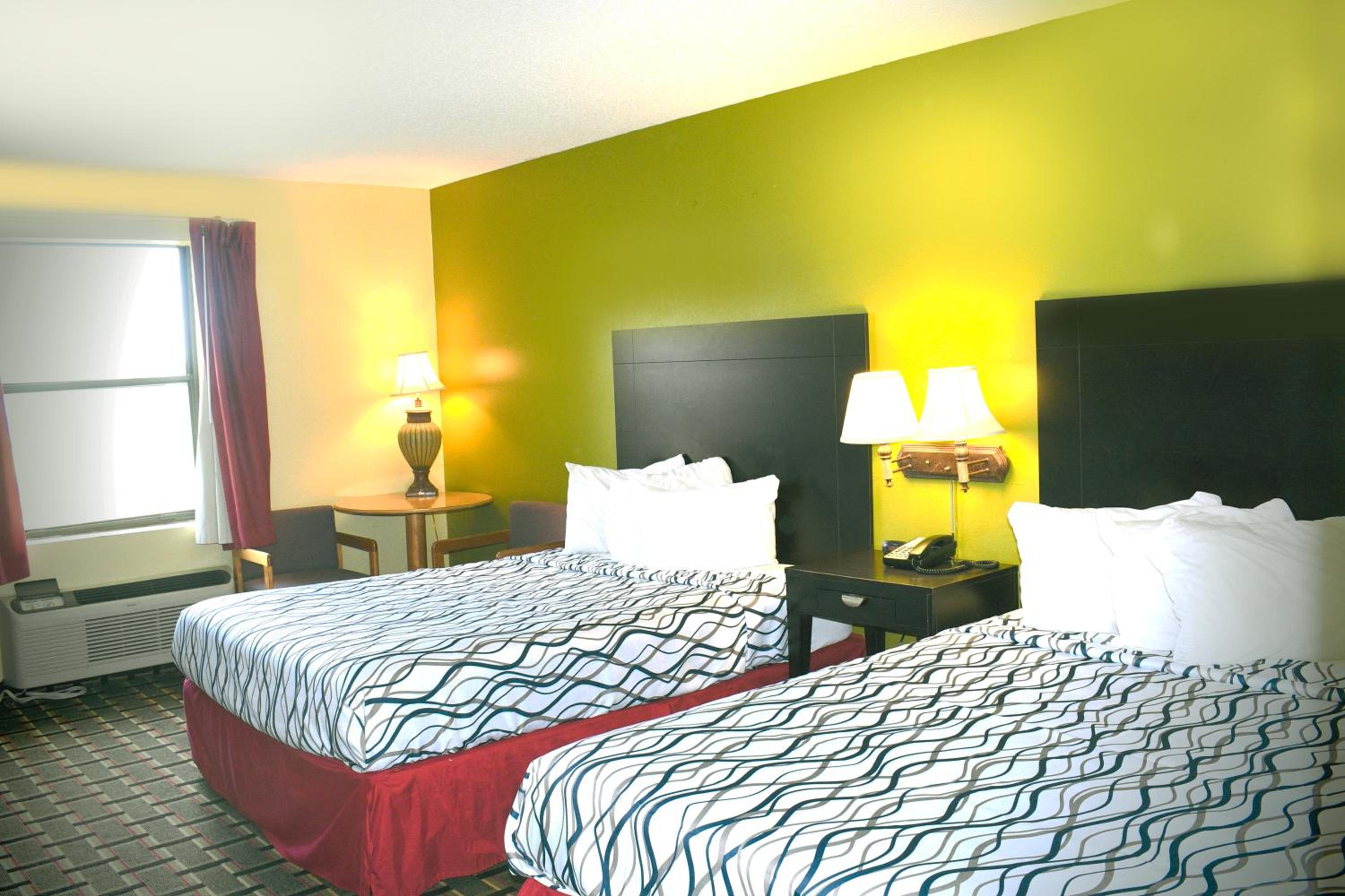 Days Inn by Wyndham Park City Kansas - photo 12