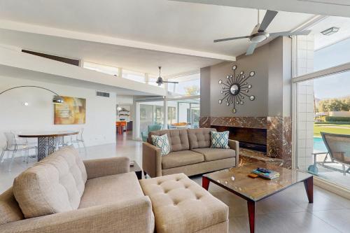 Mod Reflections at Tamarisk in Rancho Mirage, United States