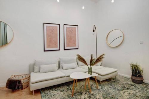 Lovely 3 bedrooms apartment in the Jewish quarter — 4-Star Luxury Hotel in Budapest, Hungary