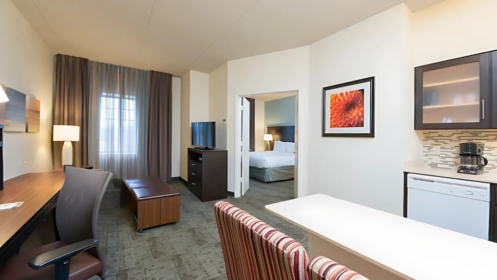 Staybridge Suites Chicago Oakbrook Terrace by IHG - photo 10